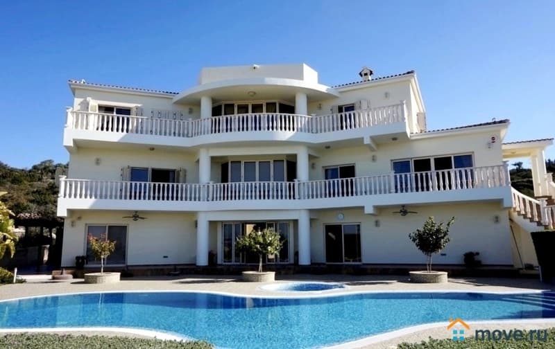 особняк, 550 м²