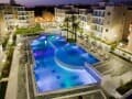 Продается четырехкомнатные апартаменты, 132 м², этаж 2 из 4. Фото 1