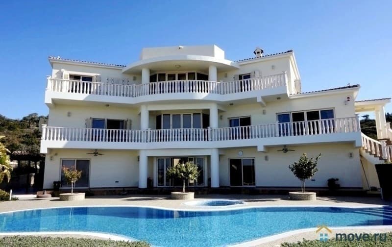 вилла, 550 м²
