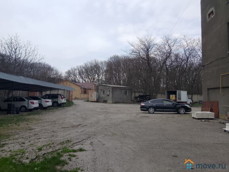 свободного назначения, 1800 м²