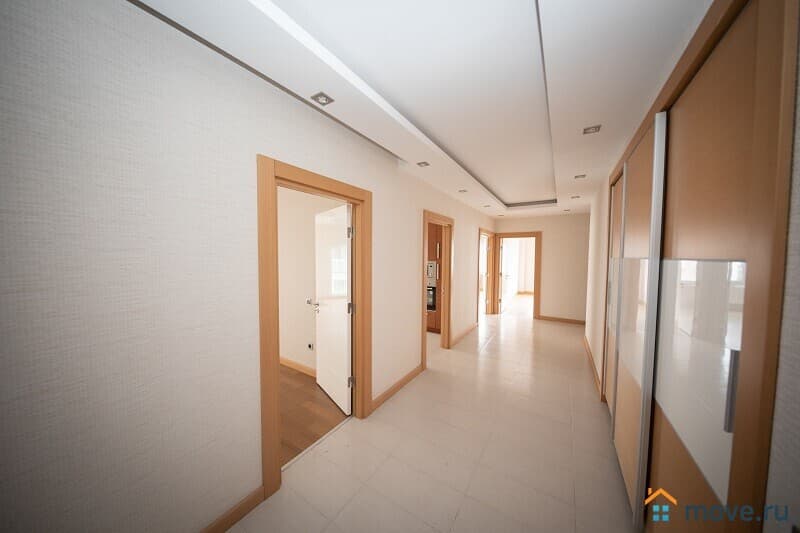 3-комн. апартаменты, 175 м²
