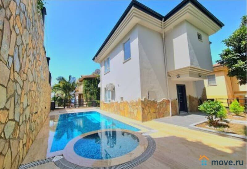 3-комн. апартаменты, 130 м²