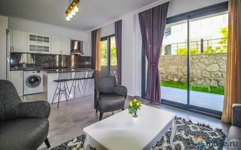 4-комн. апартаменты, 135 м²