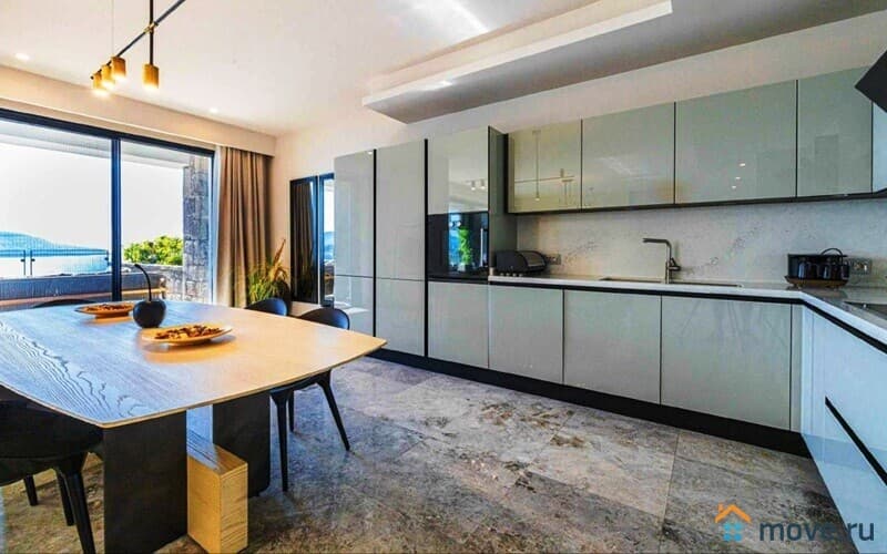 6-комн. апартаменты, 345 м²