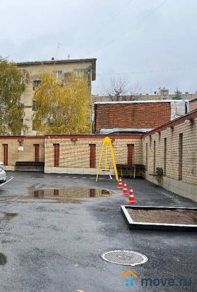 4-комн. квартира, 217 м²