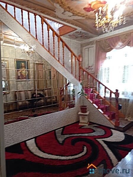 коттедж, 500 м²