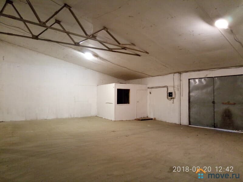 склад, 412 м²