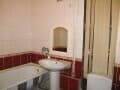 Продать трехкомнатную квартиру, 50 м², этаж 3 из 5. Фото 9