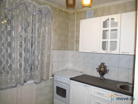 Продаем 3-комнатную квартиру, 50 м², Курган, улица Василия Блюхера, 6