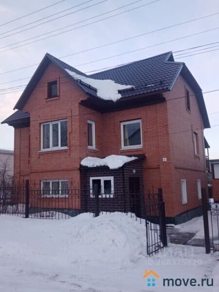 коттедж, 200 м²