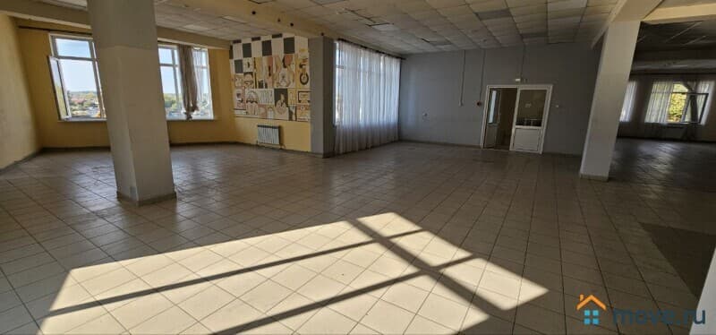 свободного назначения, 300 м²