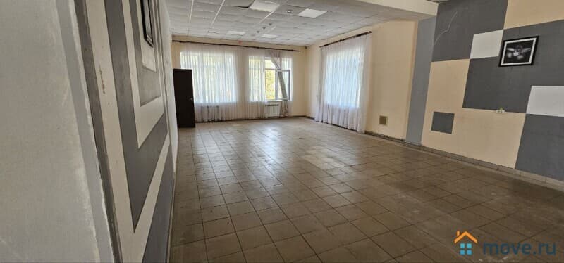 свободного назначения, 300 м²