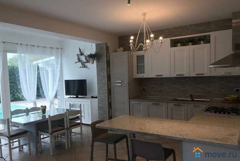 вилла, 150 м²