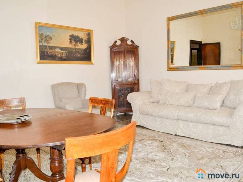 5-комн. квартира, 180 м²