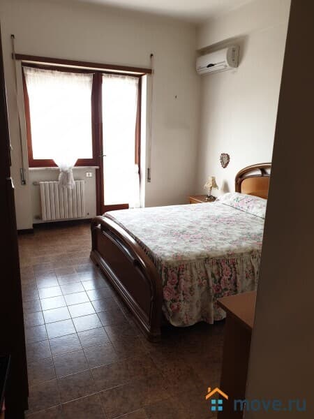 пентхаус, 200 м²