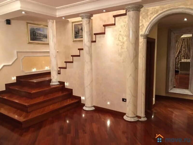 вилла, 330 м², 10 соток