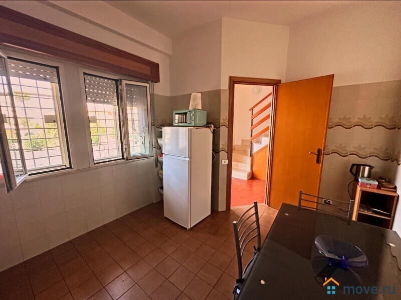 4-комн. квартира, 130 м²