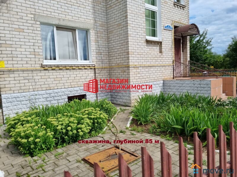 дом, 211.7 м²