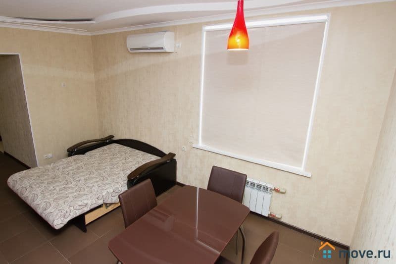 студия, 40 м²