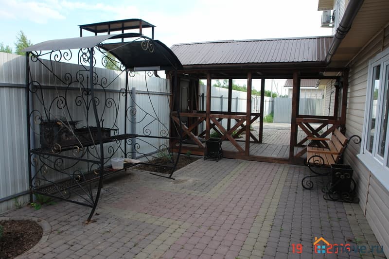 коттедж, 150 м²
