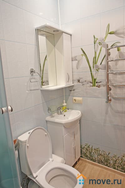 коттедж, 300 м²