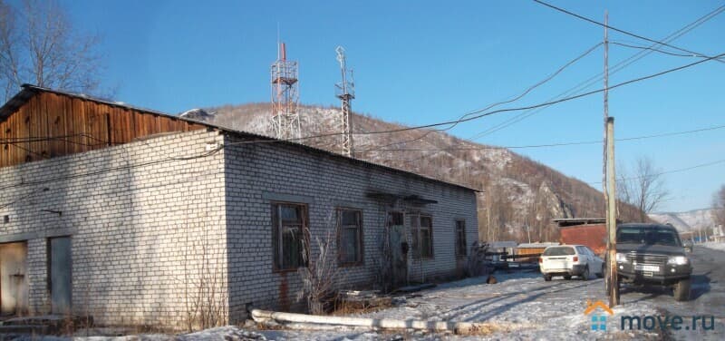 нежилое здание, 179 м²
