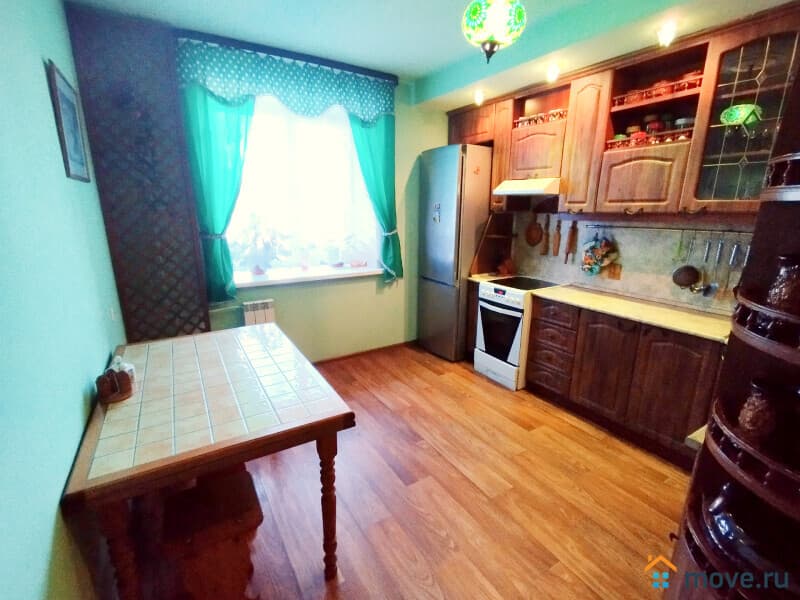 3-комн. квартира, 90 м²