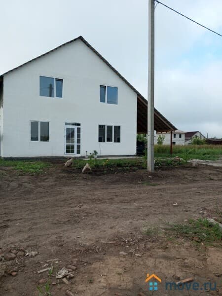 дом, 178 м², 7.5 сотки