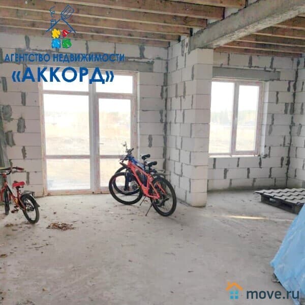 дом, 203.4 м²