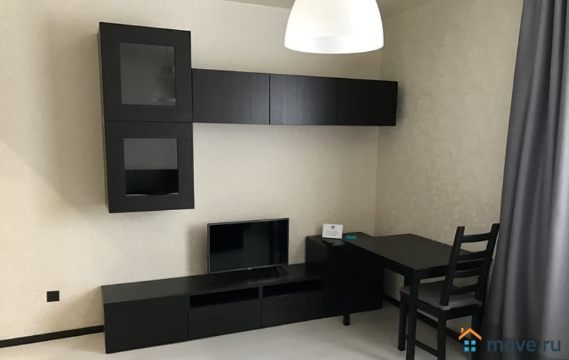 6-комн. квартира, 42 м²