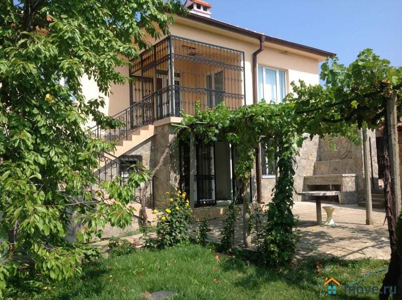 особняк, 160 м²