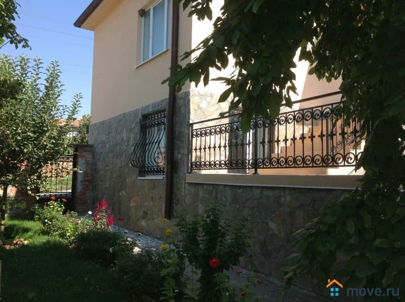 особняк, 160 м²