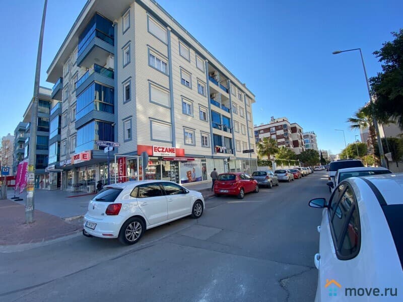 нежилое здание, 360 м²