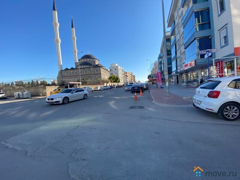 нежилое здание, 360 м²