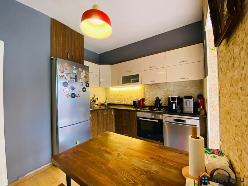 3-комн. квартира, 100 м²
