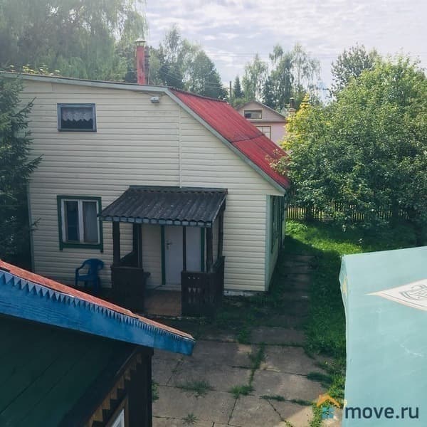 дача, 70 м², 6 соток