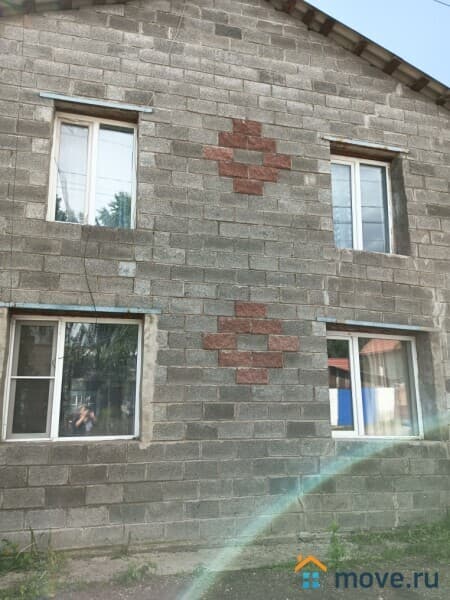 дом, 170 м², 30 соток