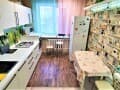Сдается в аренду посуточно трехкомнатная квартира, 69 м², этаж 2 из 5. Фото 6