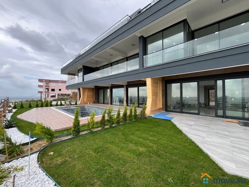 вилла, 380 м², 3 сотки
