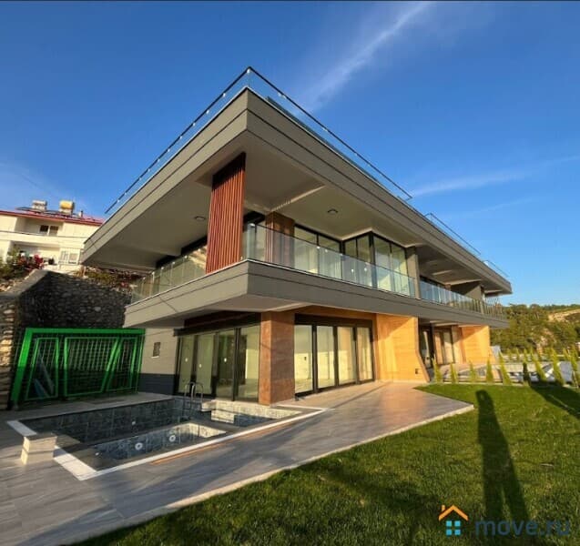 вилла, 380 м², 3 сотки