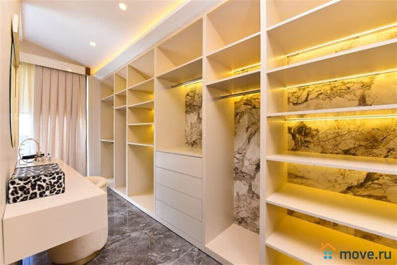 вилла, 260 м², 4 сотки