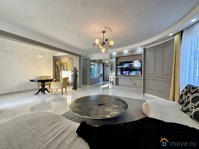 вилла, 260 м², 4 сотки