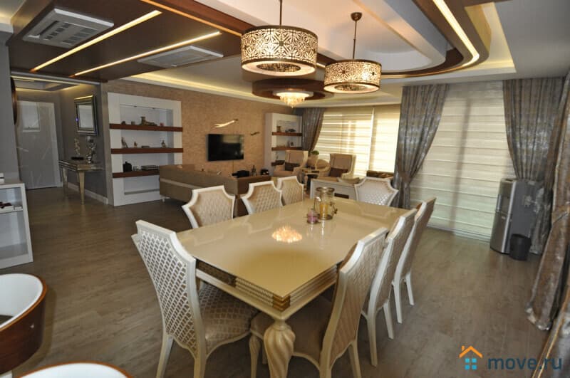 4-комн. пентхаус, 240 м²