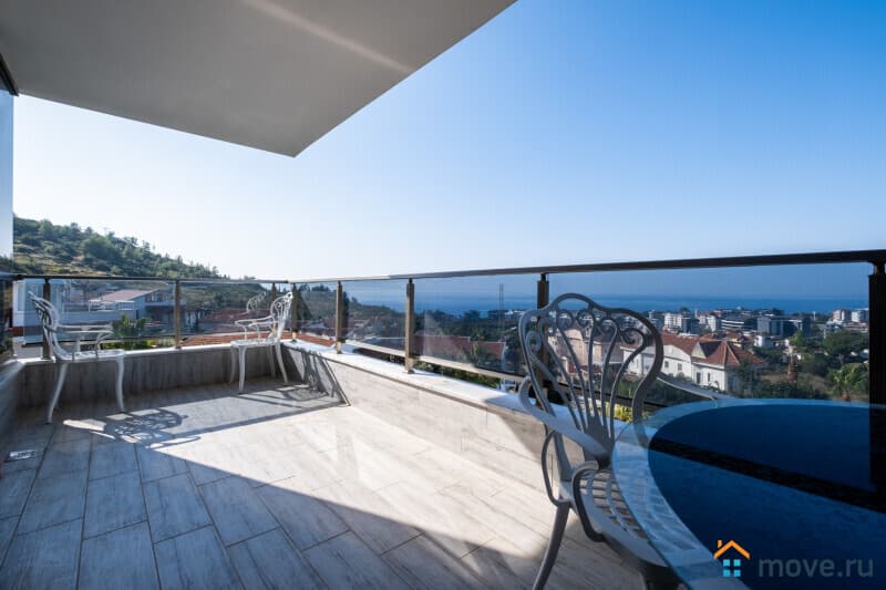3-комн. квартира, 110 м²