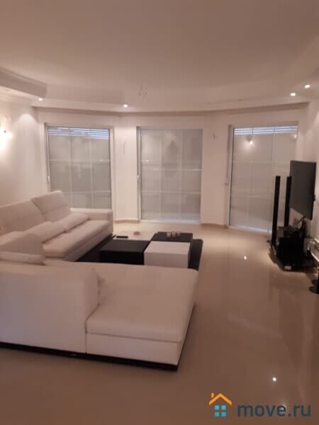 вилла, 250 м², 7 соток