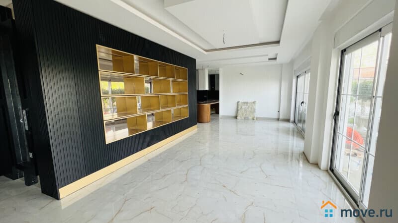 вилла, 350 м²