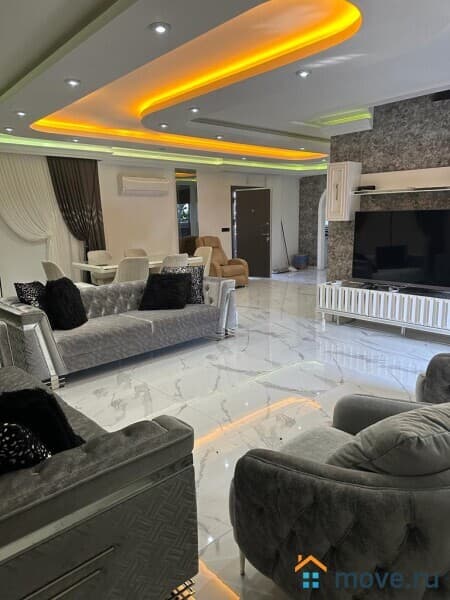 вилла, 250 м²