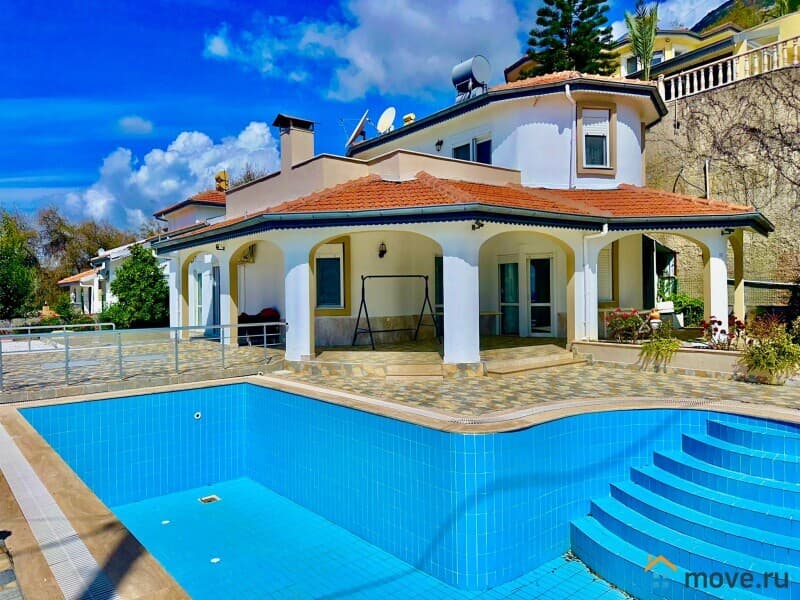 вилла, 180 м²