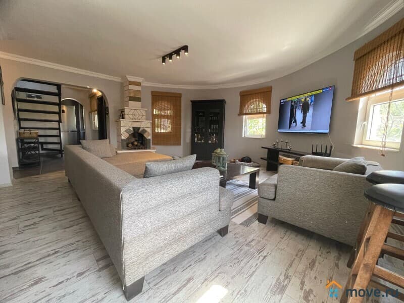 вилла, 240 м²