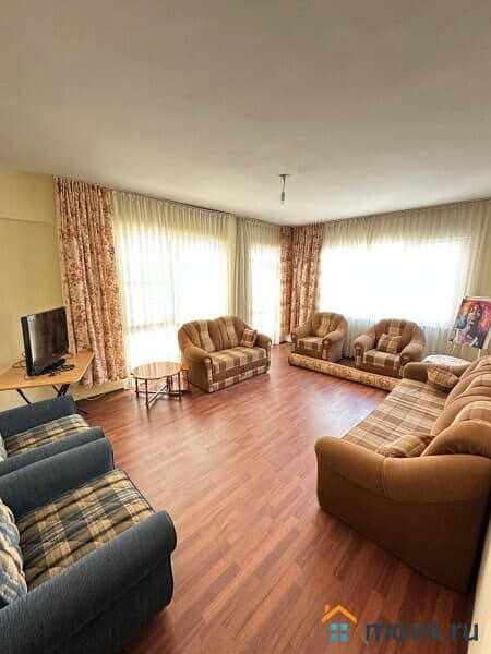 3-комн. квартира, 110 м²